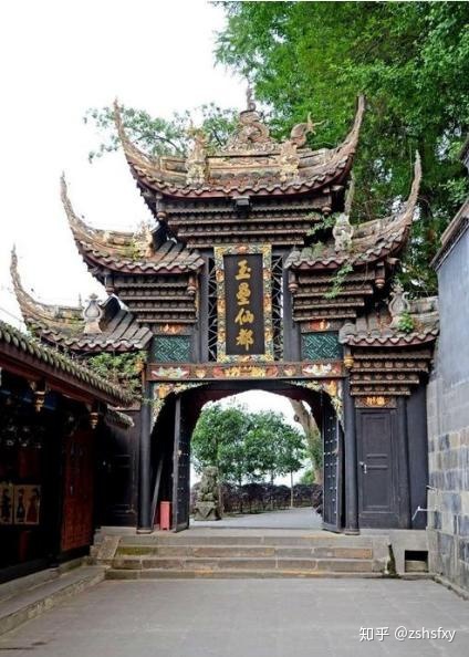 北大匾額京師大學(xué)堂牌匾北大招牌北京大學(xué)匾額_木頭匾額_木頭與木頭用什么膠粘