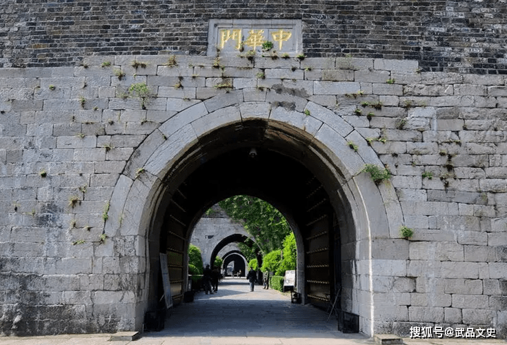 牌匾背面加固圖片_匾額順序_匾額背面